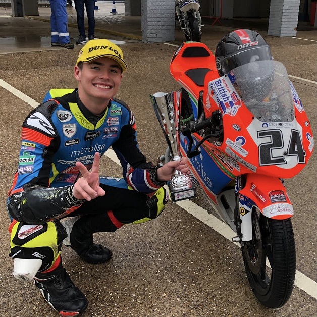 Cormac Buchanan approaches a corner during the final round of the British Talent Cup at Donington Park in England at the weekend. PHOTO: CAMIPIX PHOTOGRAPHY