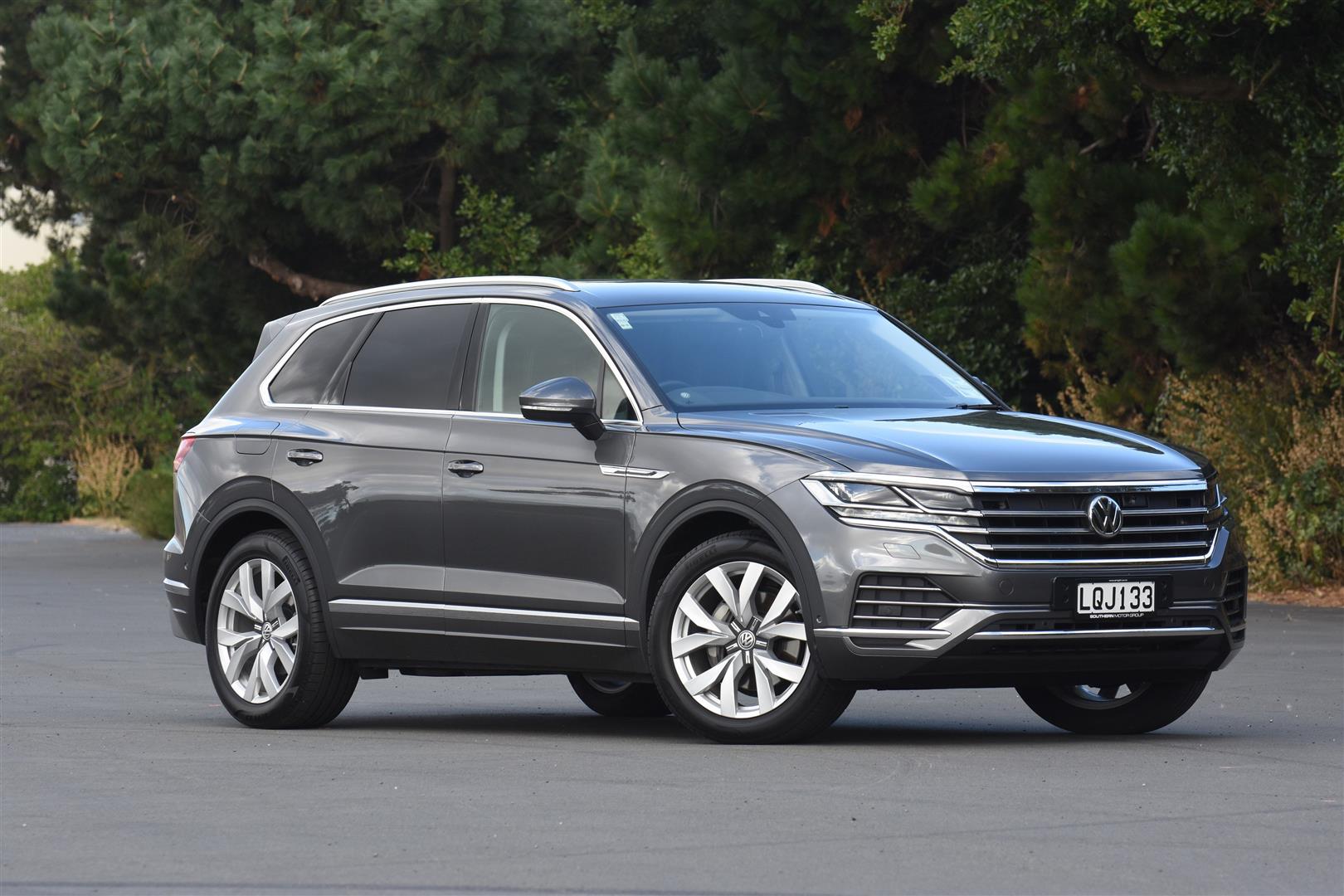 Article: VW Touareg heads upmarket