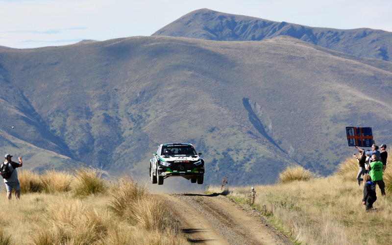 Article 160 cars on road in Irishman Creek Rally